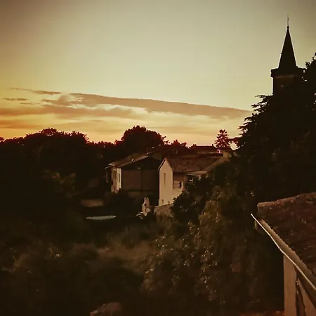 Oda ve Kahvaltı Chez Odile Mirabel (Tarn-et-Garonne)